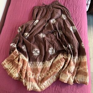 Brownish Maeve / Tan Tie-Dye Skirt
